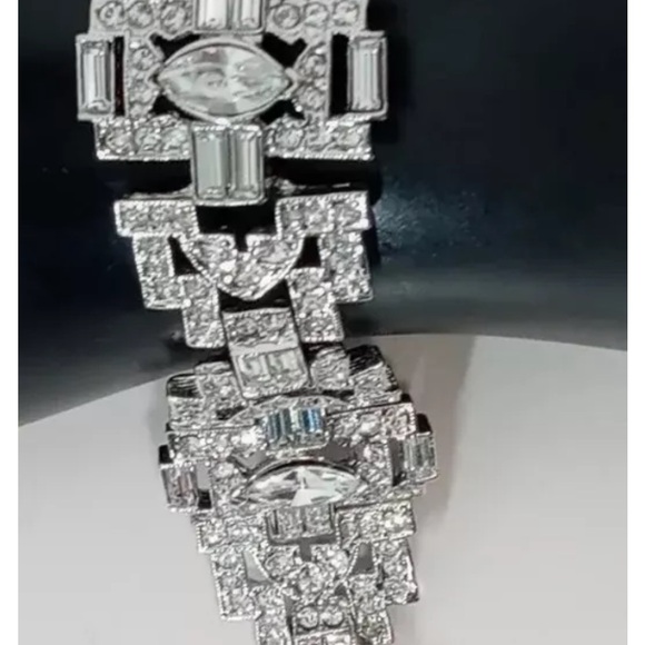 Kenneth Jay Lane Rninestone Bracelet - Picture 5 of 5
